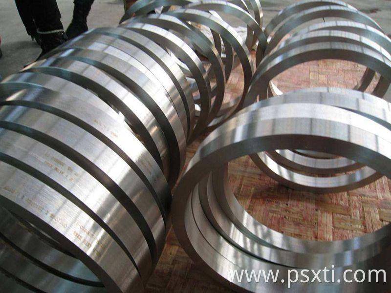 Is titanium a good material for a ring